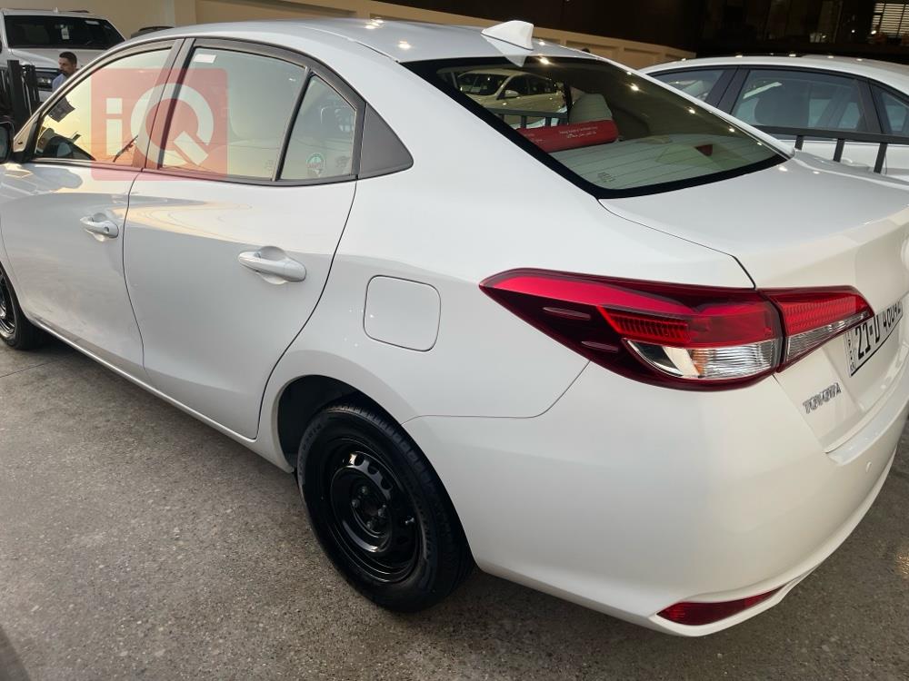 تۆیۆتا یارس